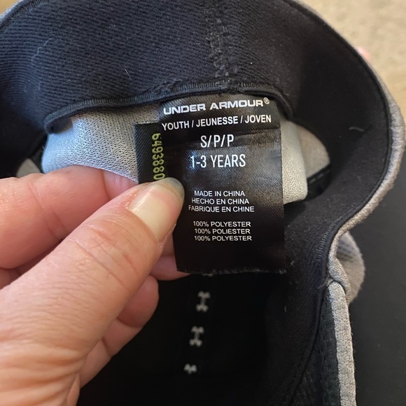 Toddler Under Armour Hat - Picture 4 of 4